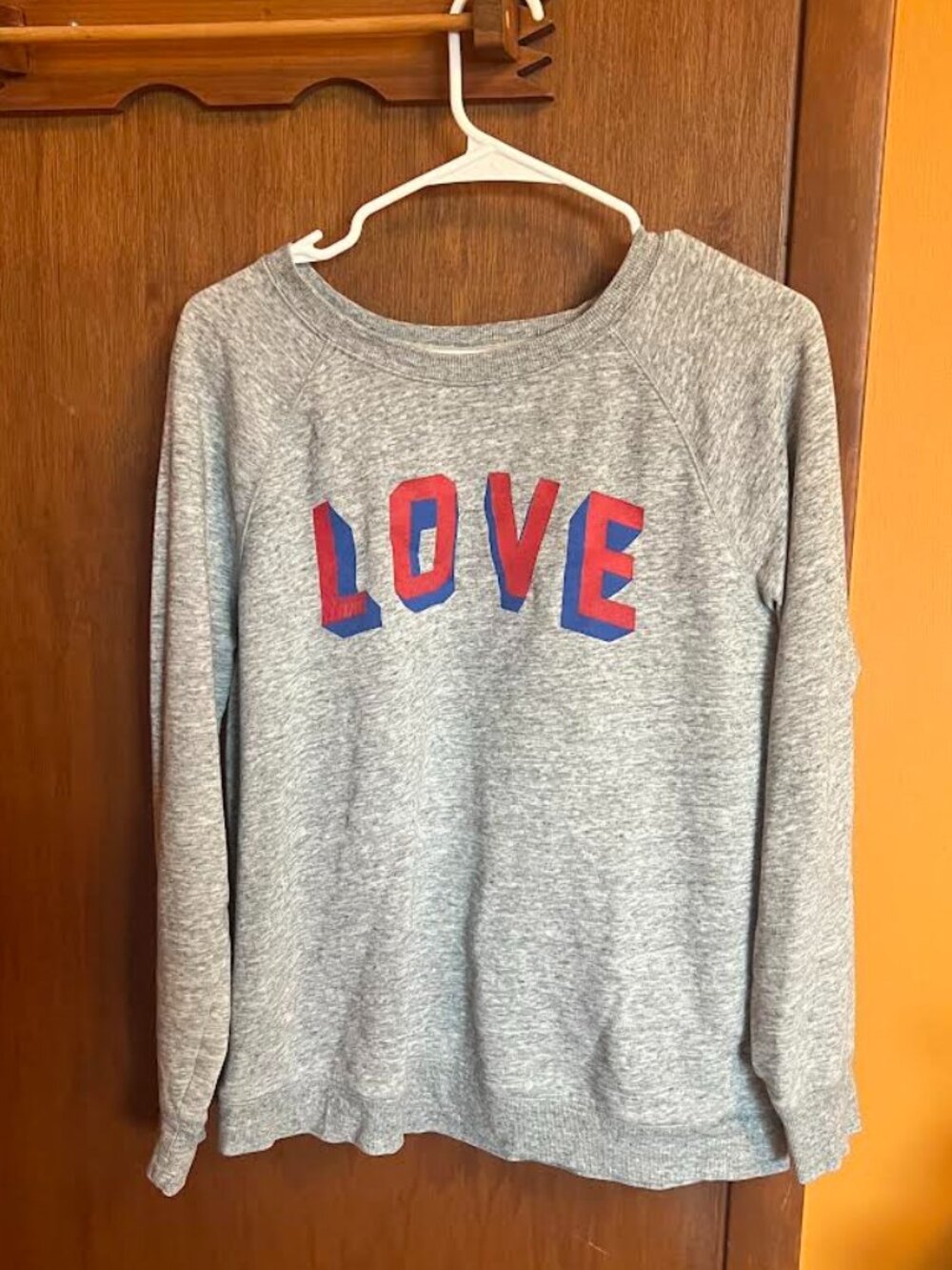 Love Sweatshirt Old Navy M